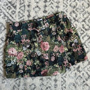 Leith Floral Patterned Skort - Black and Pink